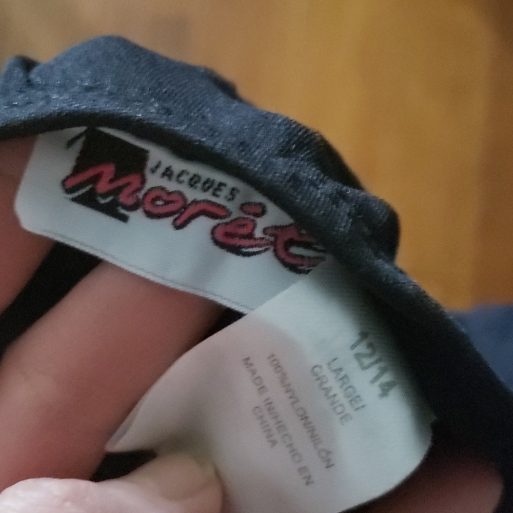 Simple, essential black leotard